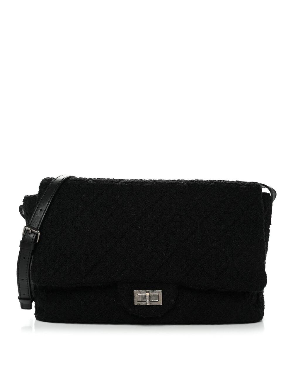 Chanel Easy Tweed Jumbo Reissue #258043C18B